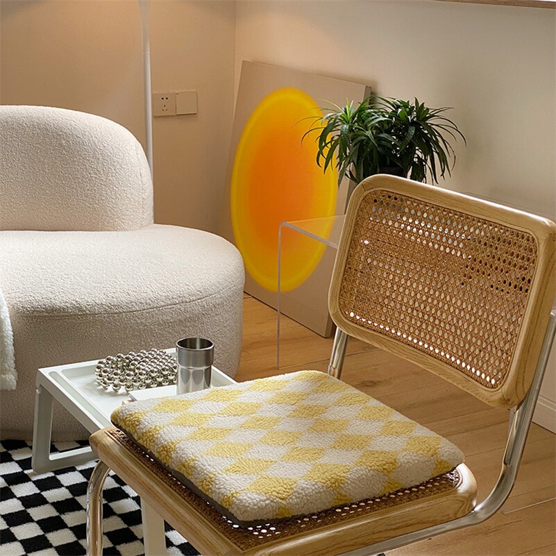 Checkerboard seat cushion