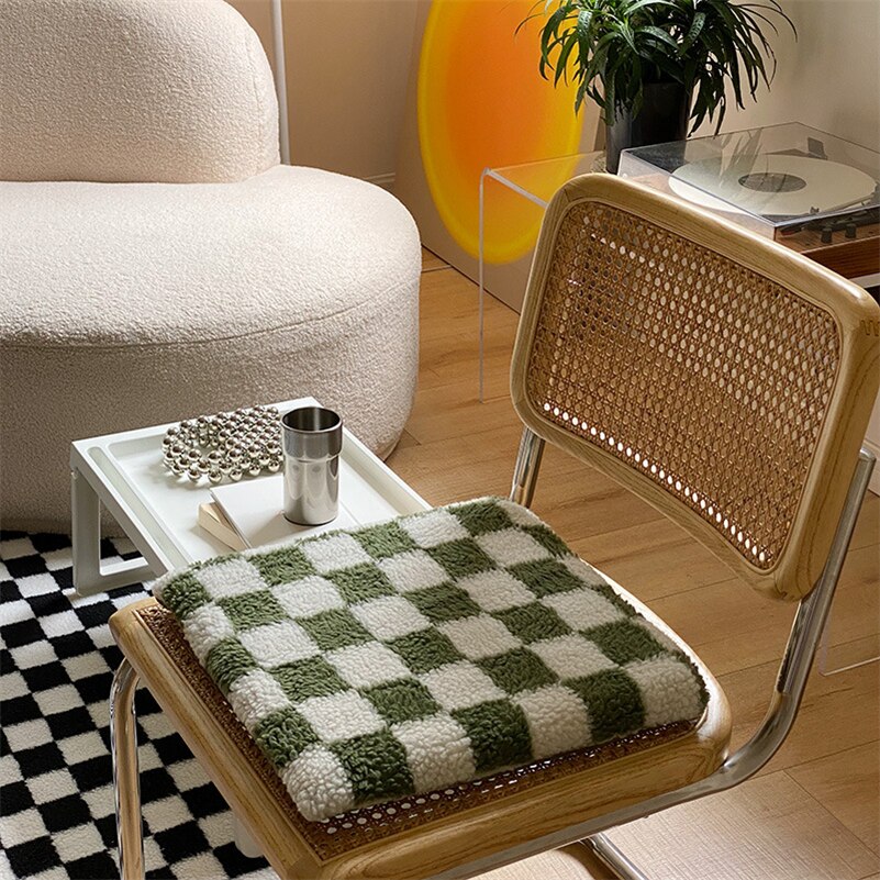 Checkerboard seat cushion